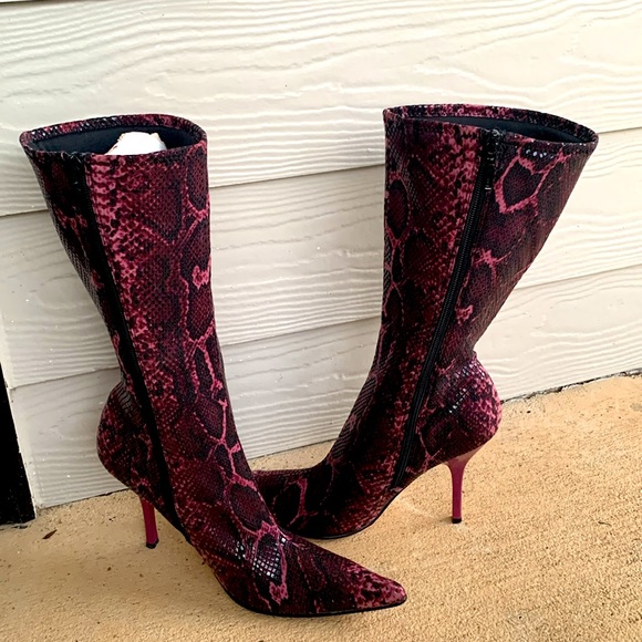 Bebe Purple Skakeskin Pointed Toe Boots - Picture 8 of 16